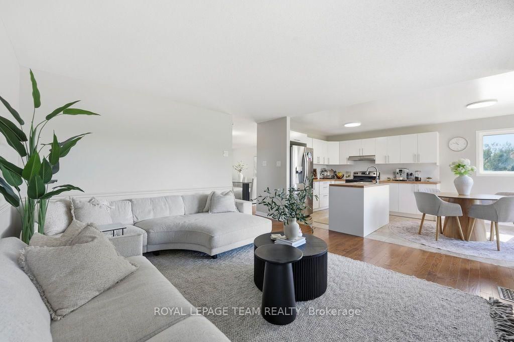 195 HARBOUR VIEW Street • Ottawa, ON photo 12