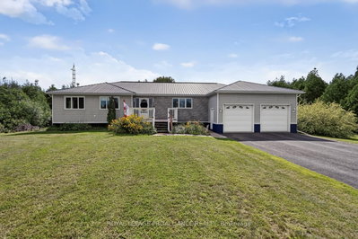 Detached House for sale at 10250 County Road 15 Road, Augusta, Ontario, K0G 1R0 - Augusta Twp - MLS: X13705180