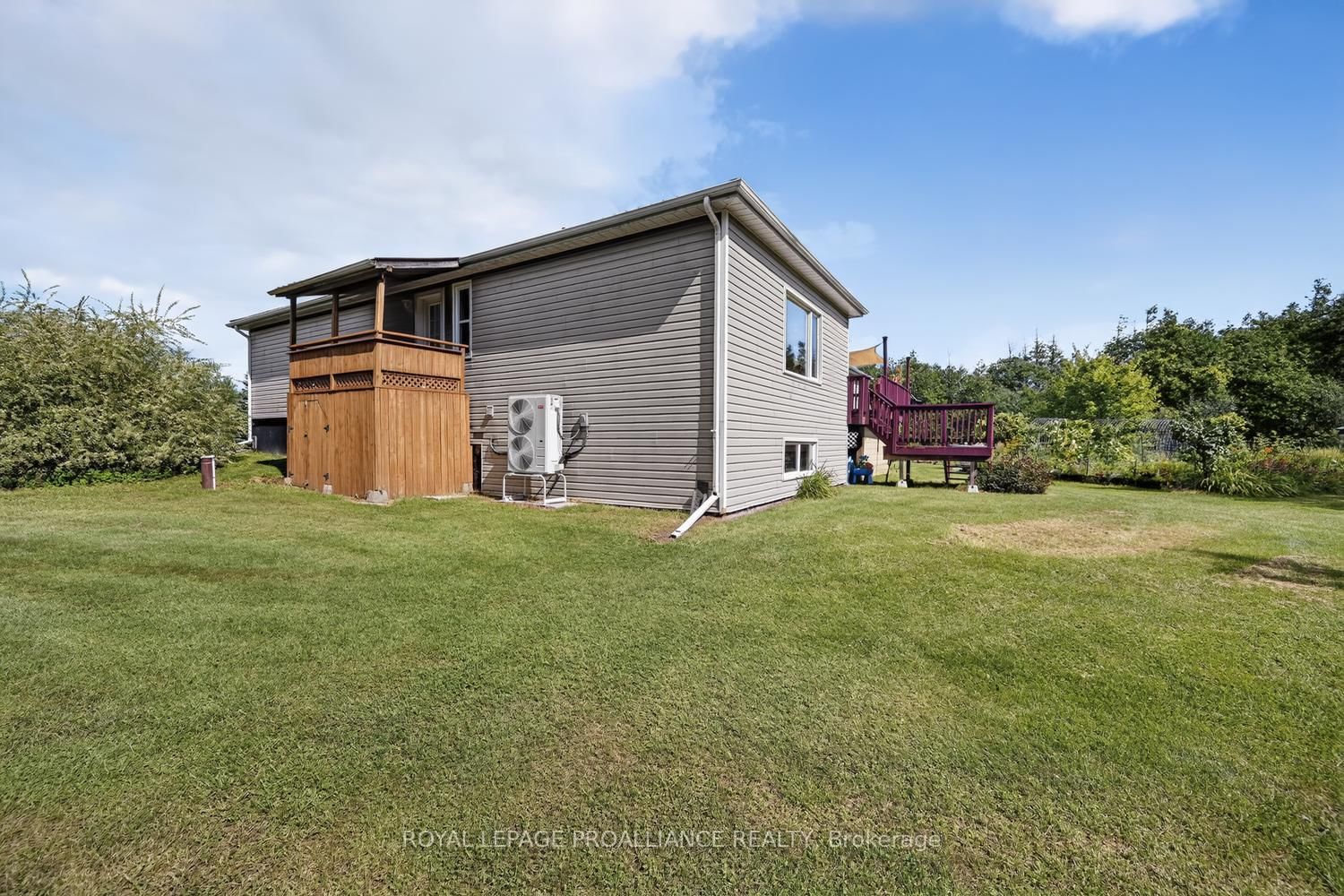 10250 County Road 15 Road • Augusta, ON photo 38