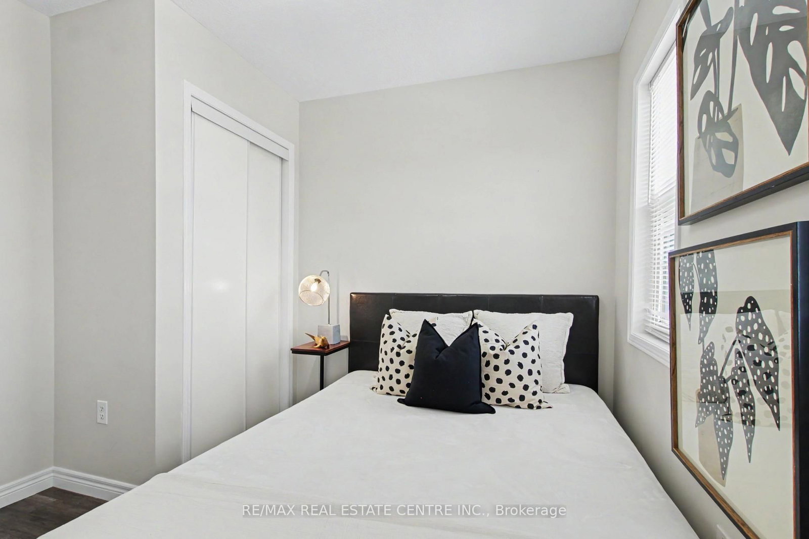 88 Bloomington Drive • Cambridge, ON photo 16