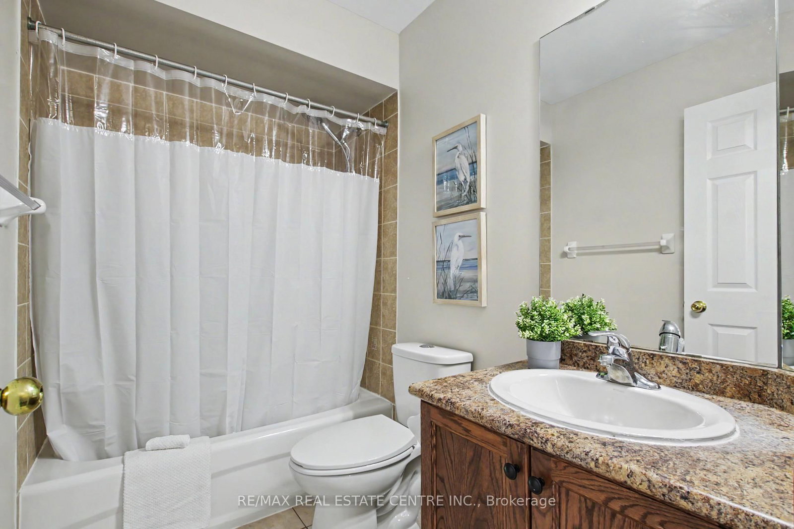 88 Bloomington Drive • Cambridge, ON photo 19