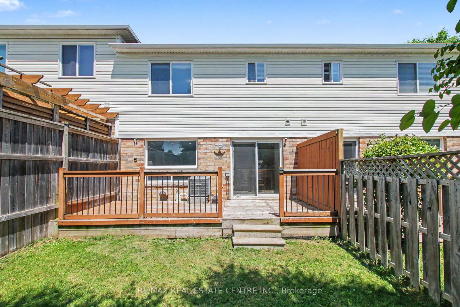 88 Bloomington Drive • Cambridge, ON photo 29