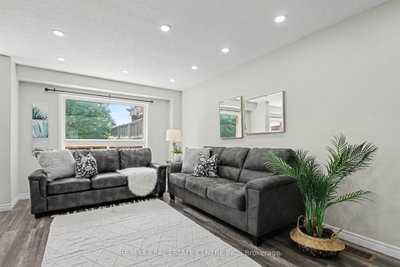 88 Bloomington Drive • Cambridge, ON photo 8