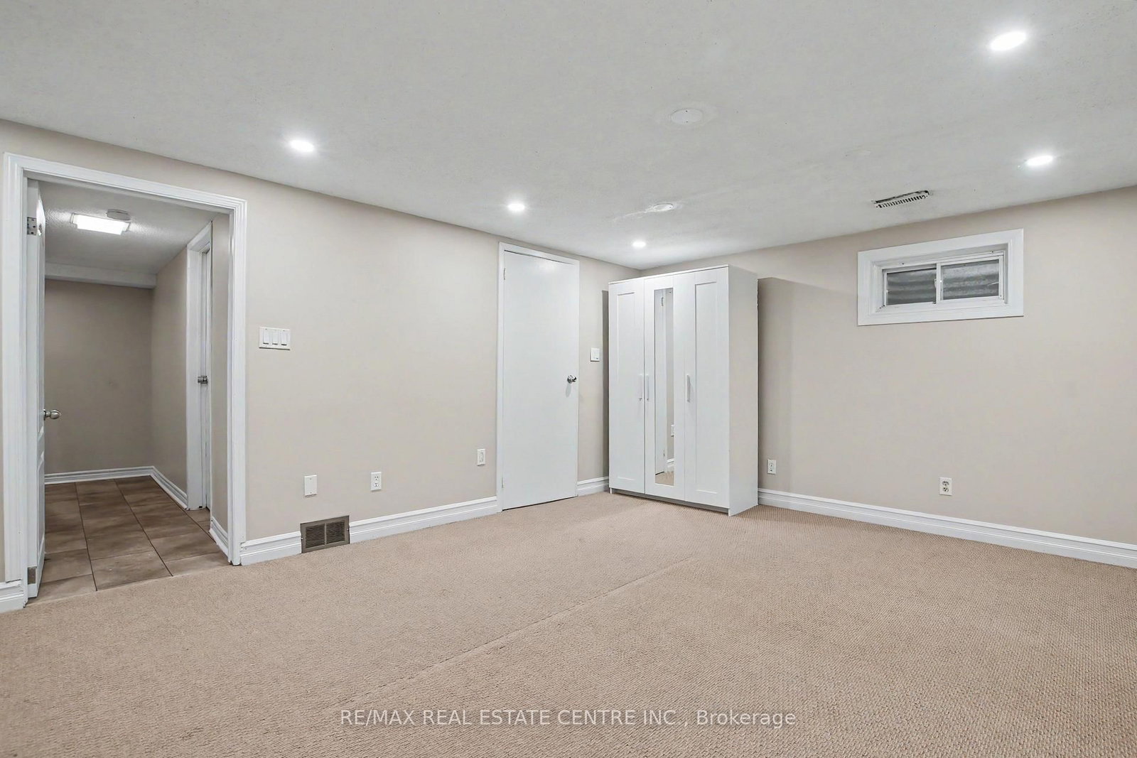 4 Seaforth Court • London East, ON photo 24