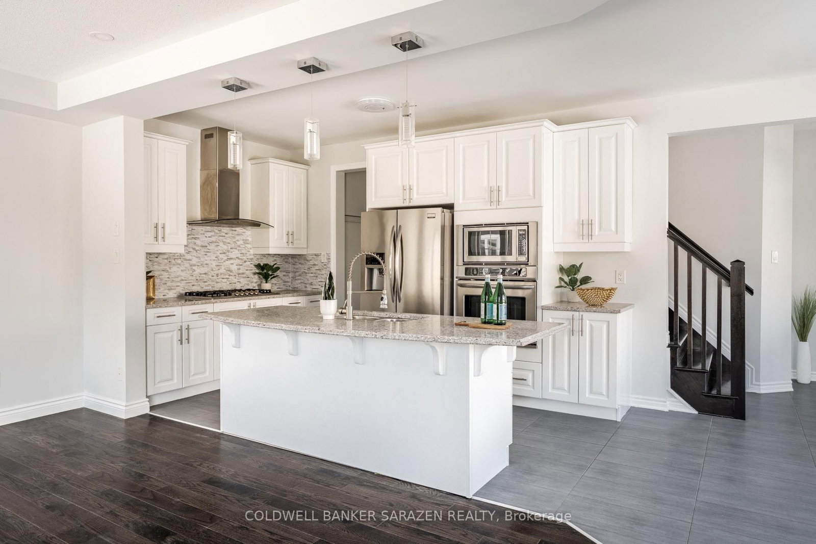 677 Broad Cove Crescent • Ottawa, ON photo 12