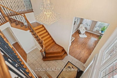 42 Vinifera Drive • Grimsby, ON photo 8