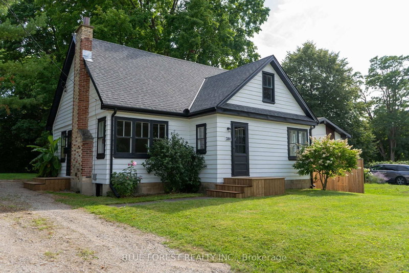 280 Saulsbury Street