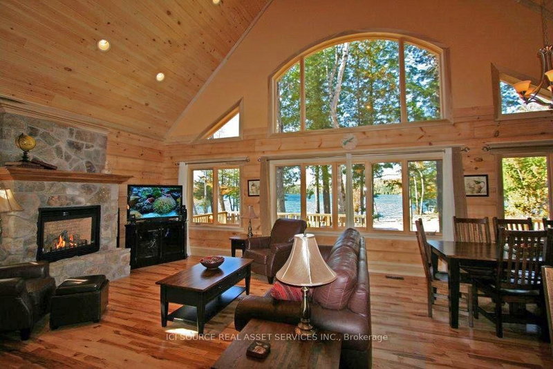 1016 Twin Pine Lane