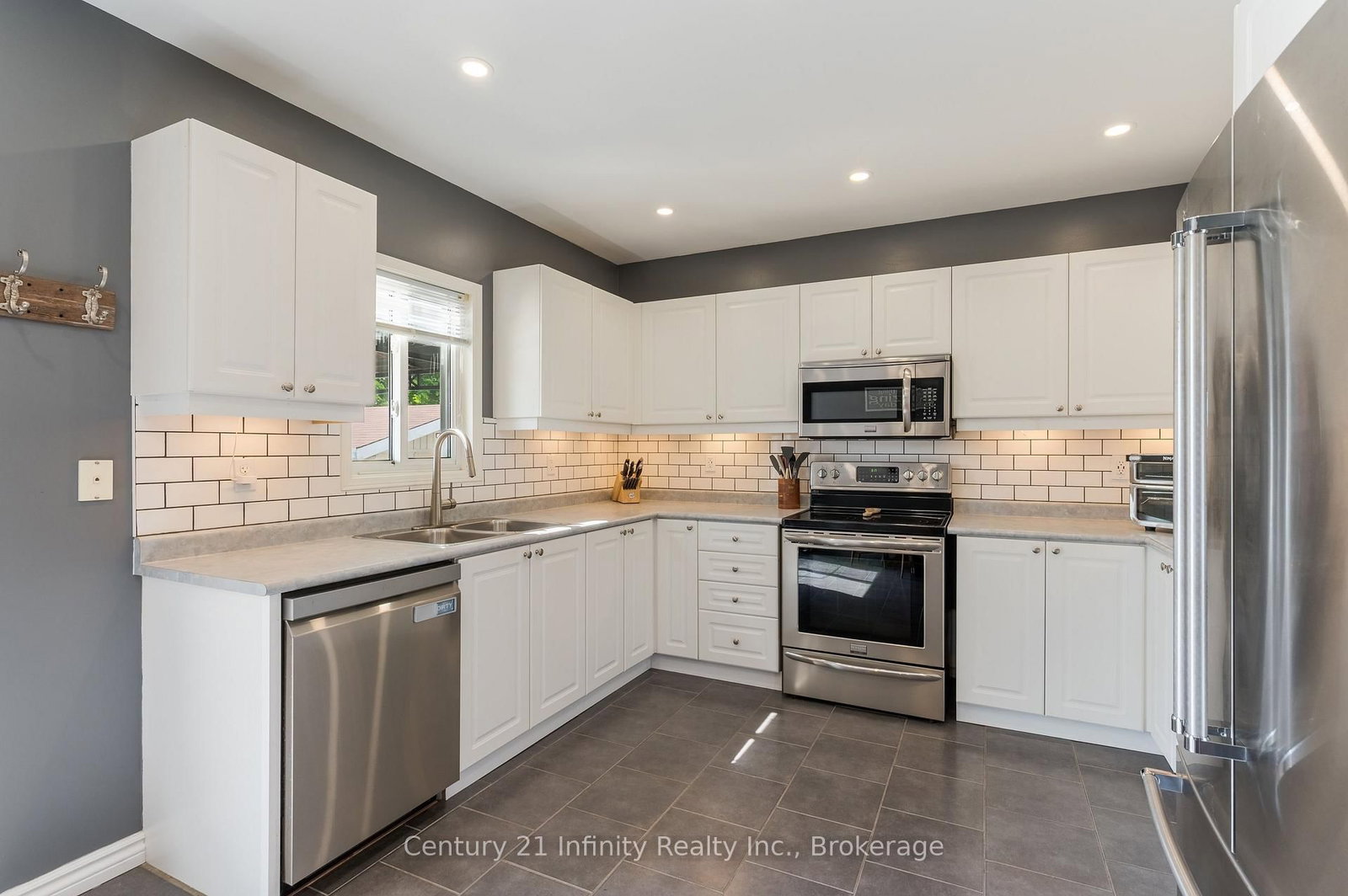 37 Baxter Place • Port Hope, ON photo 21