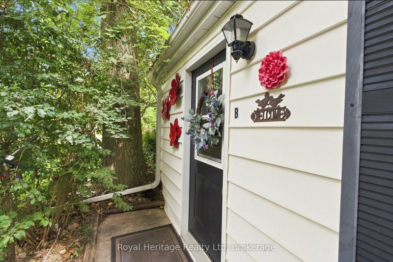 421 River Rd photo 4