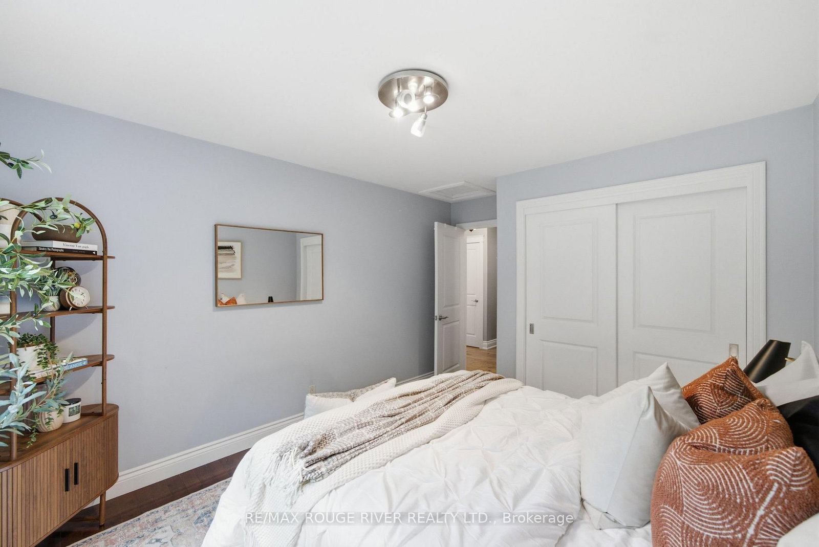 9866 Ellis Road • Hamilton Township, ON photo 26