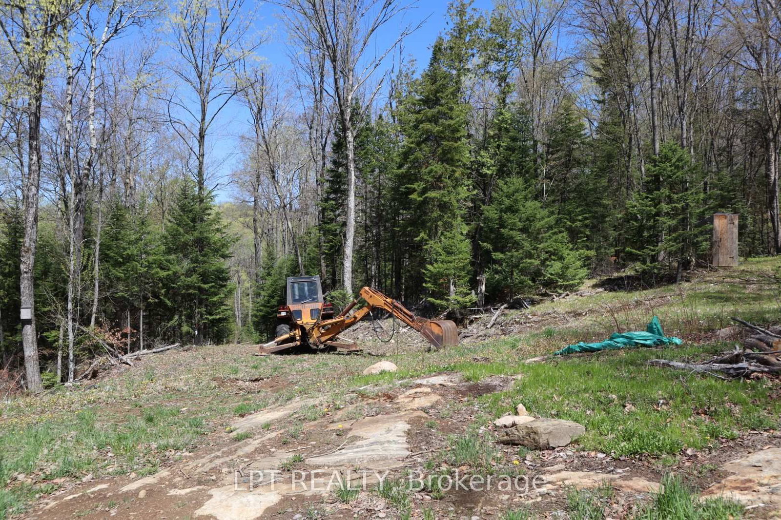 1827 Hybla Road • Bancroft, ON photo 17