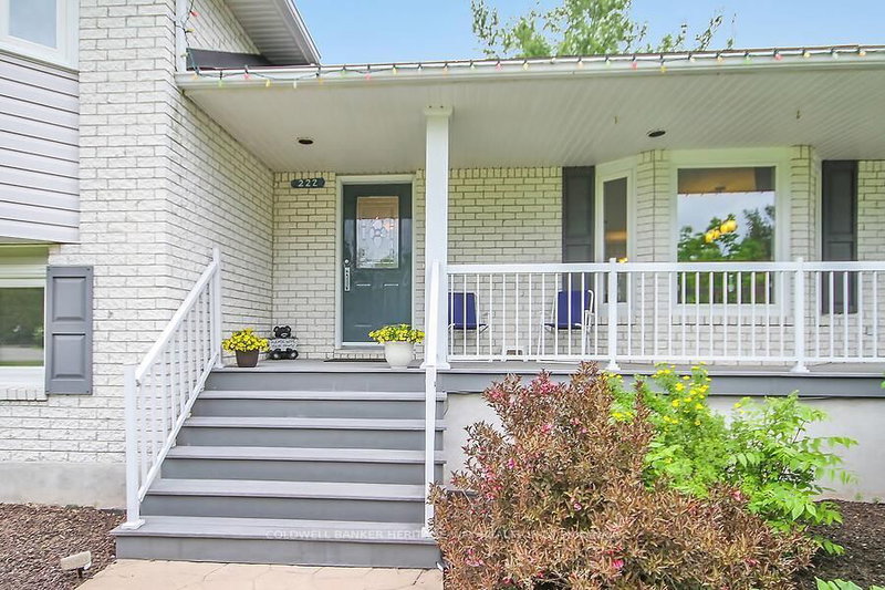 222 NORTH Road