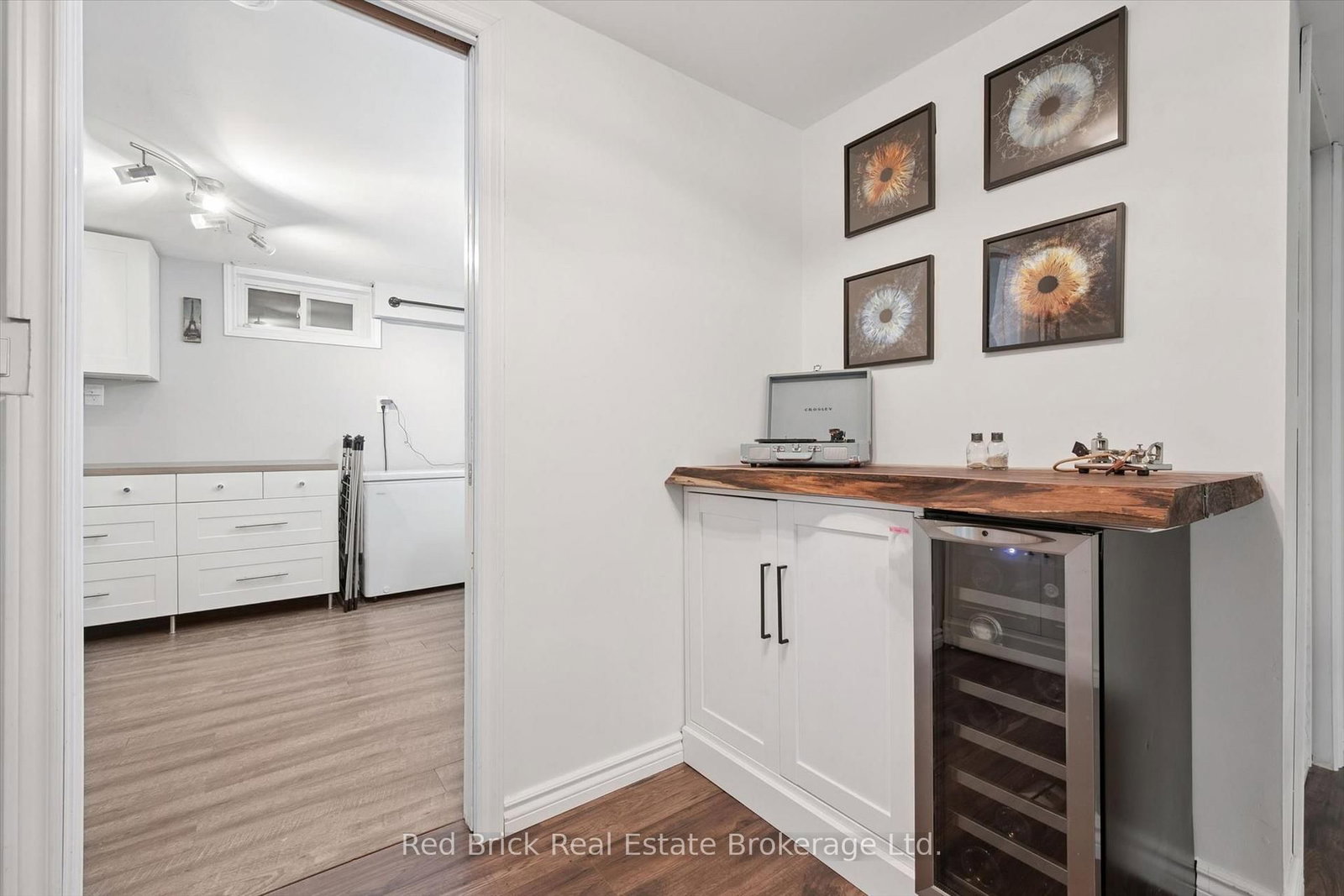 436 Willow Rd, Guelph, view 21