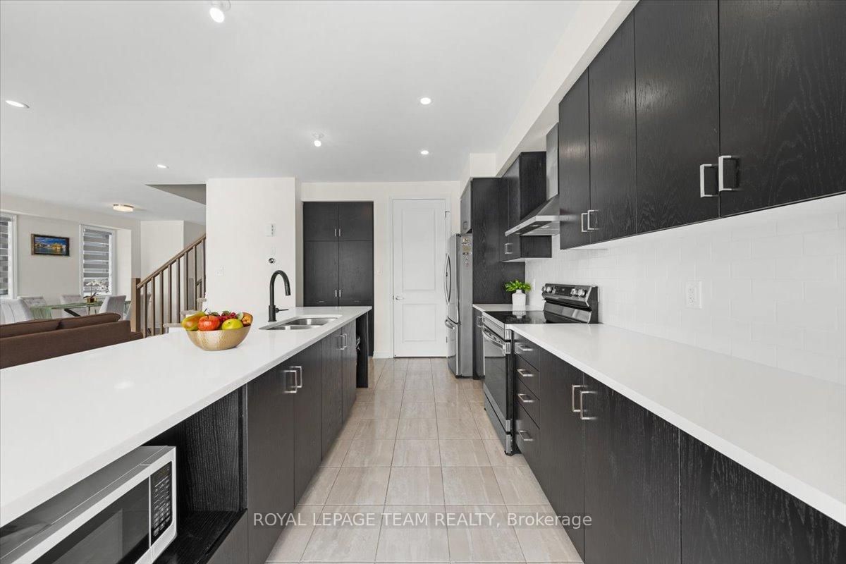 290 Turnbuckle Crescent • Ottawa, ON photo 11