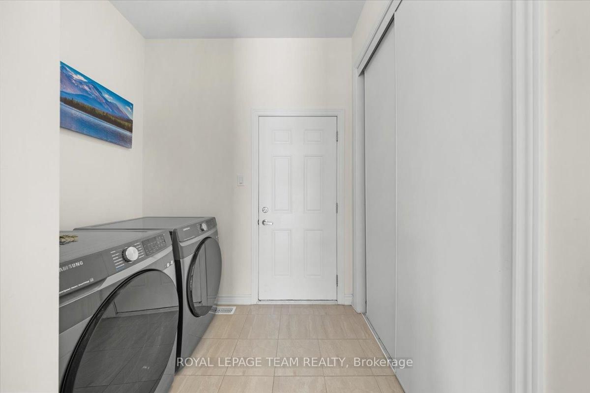 290 Turnbuckle Crescent • Ottawa, ON photo 13