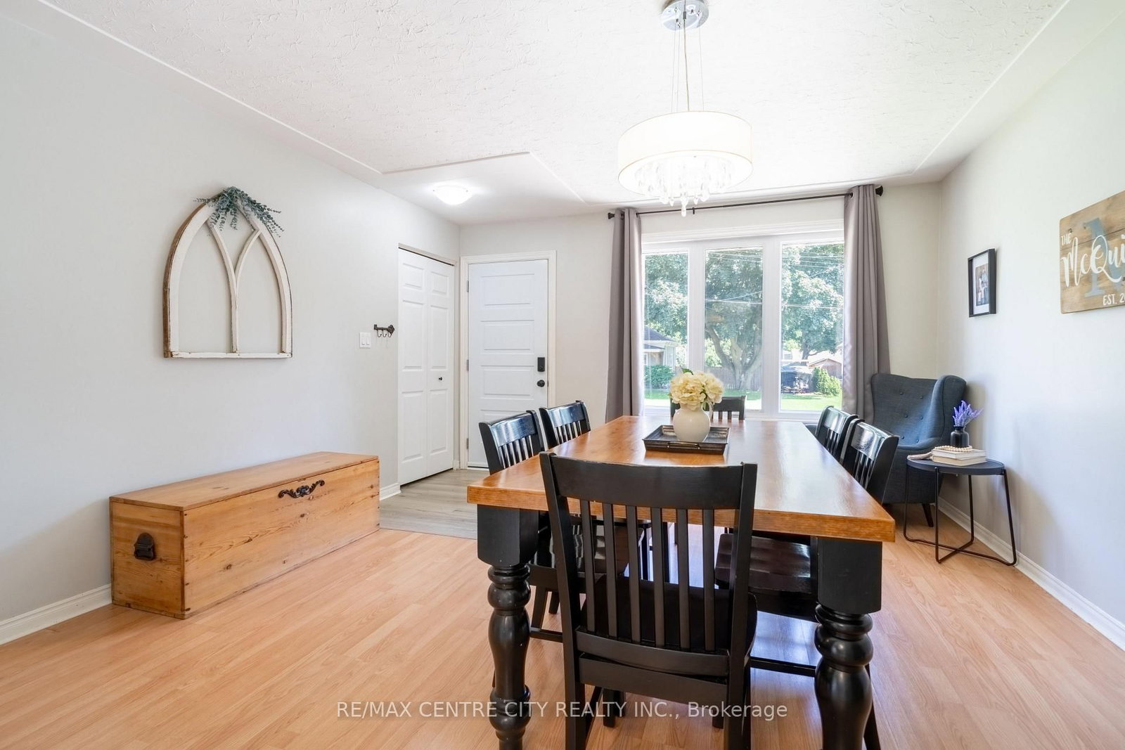 242 Rapley Street • Strathroy-Caradoc, ON photo 14