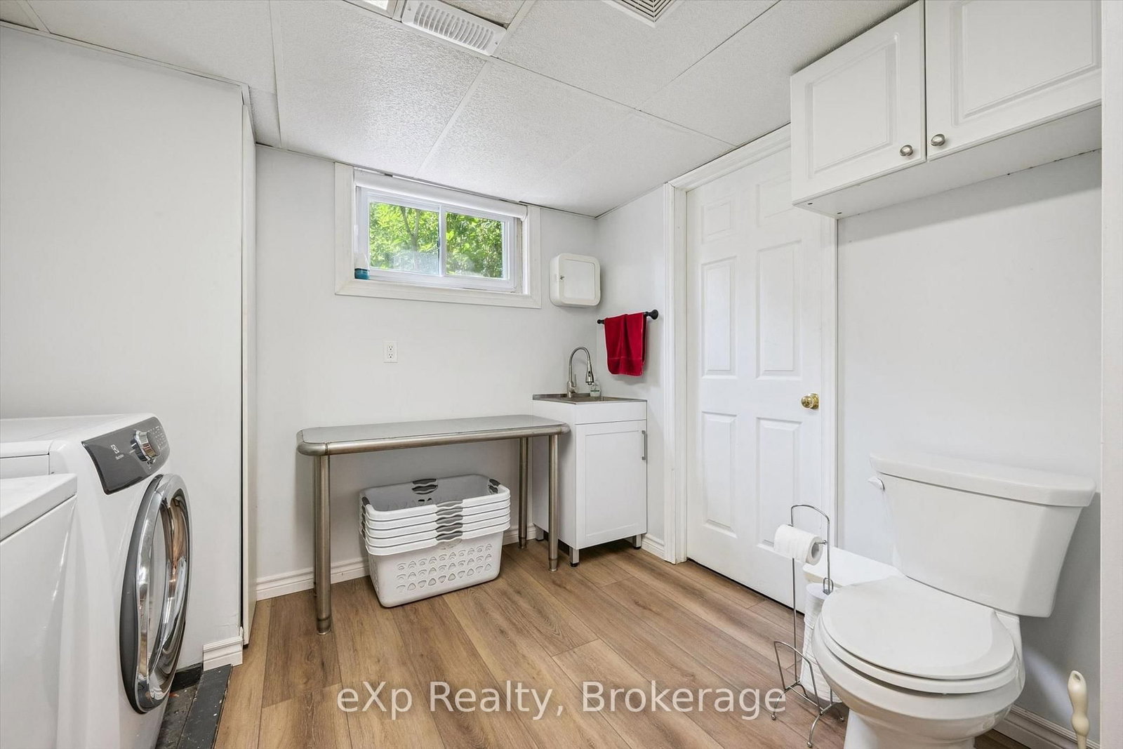 18 Eleanor Crt, Guelph, view 21