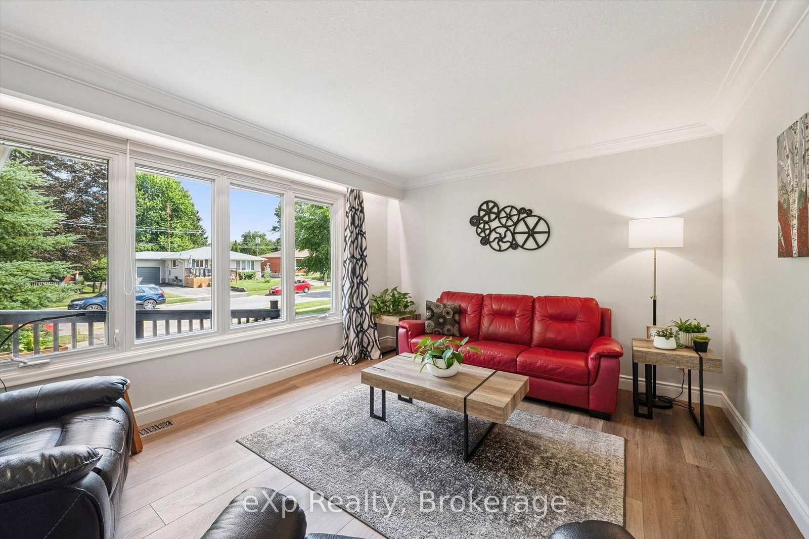 18 Eleanor Crt, Guelph, view 4