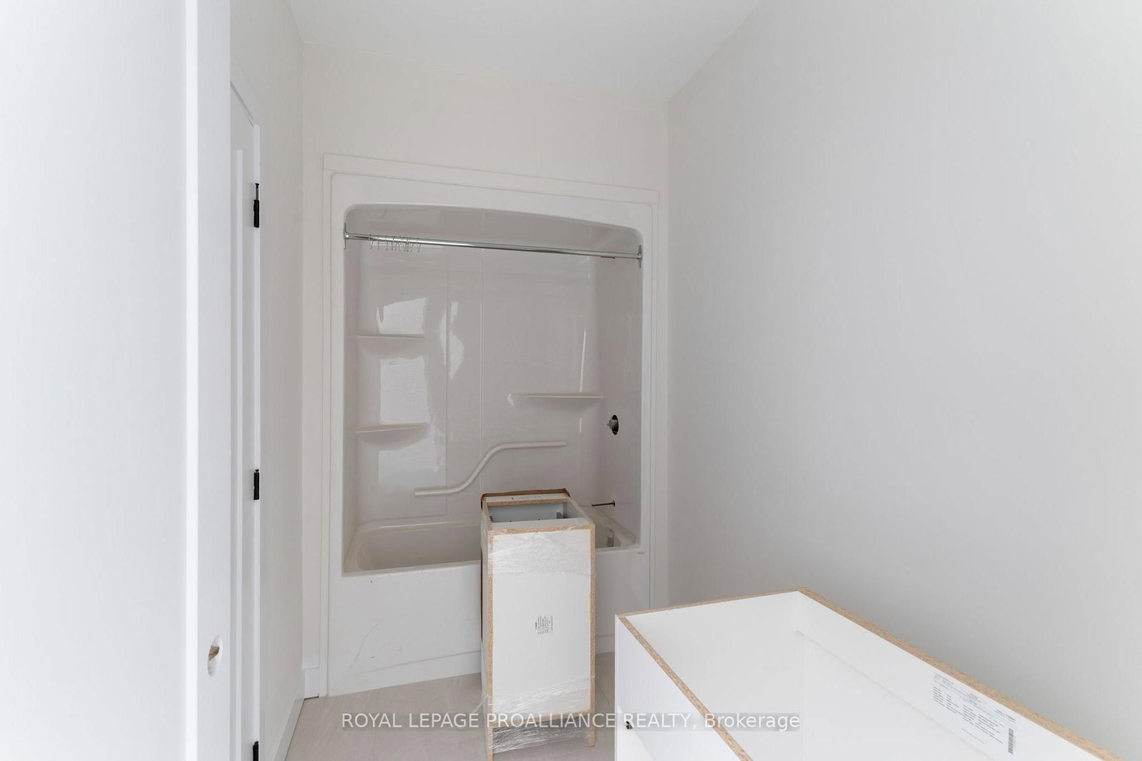 1042 Turner Drive • Brockville, ON photo 8