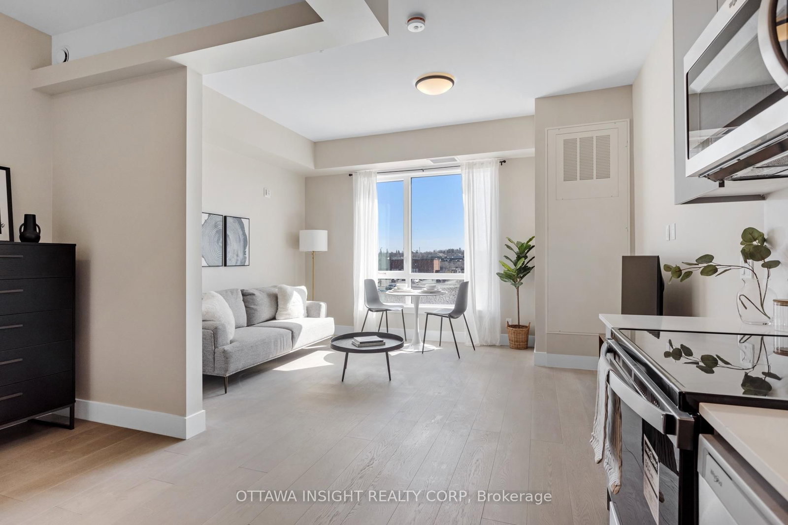 1C - 180 Kanata Avenue, Ottawa 2