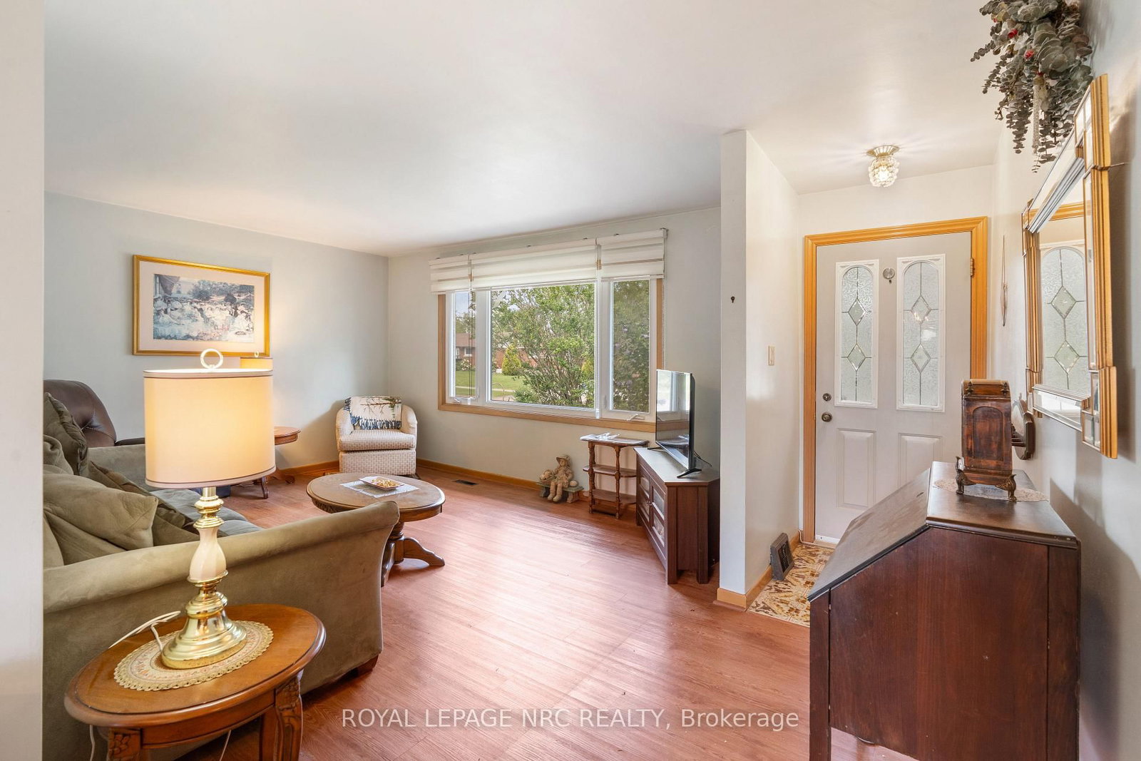 7427 Merritt Avenue • Niagara Falls, ON photo 4