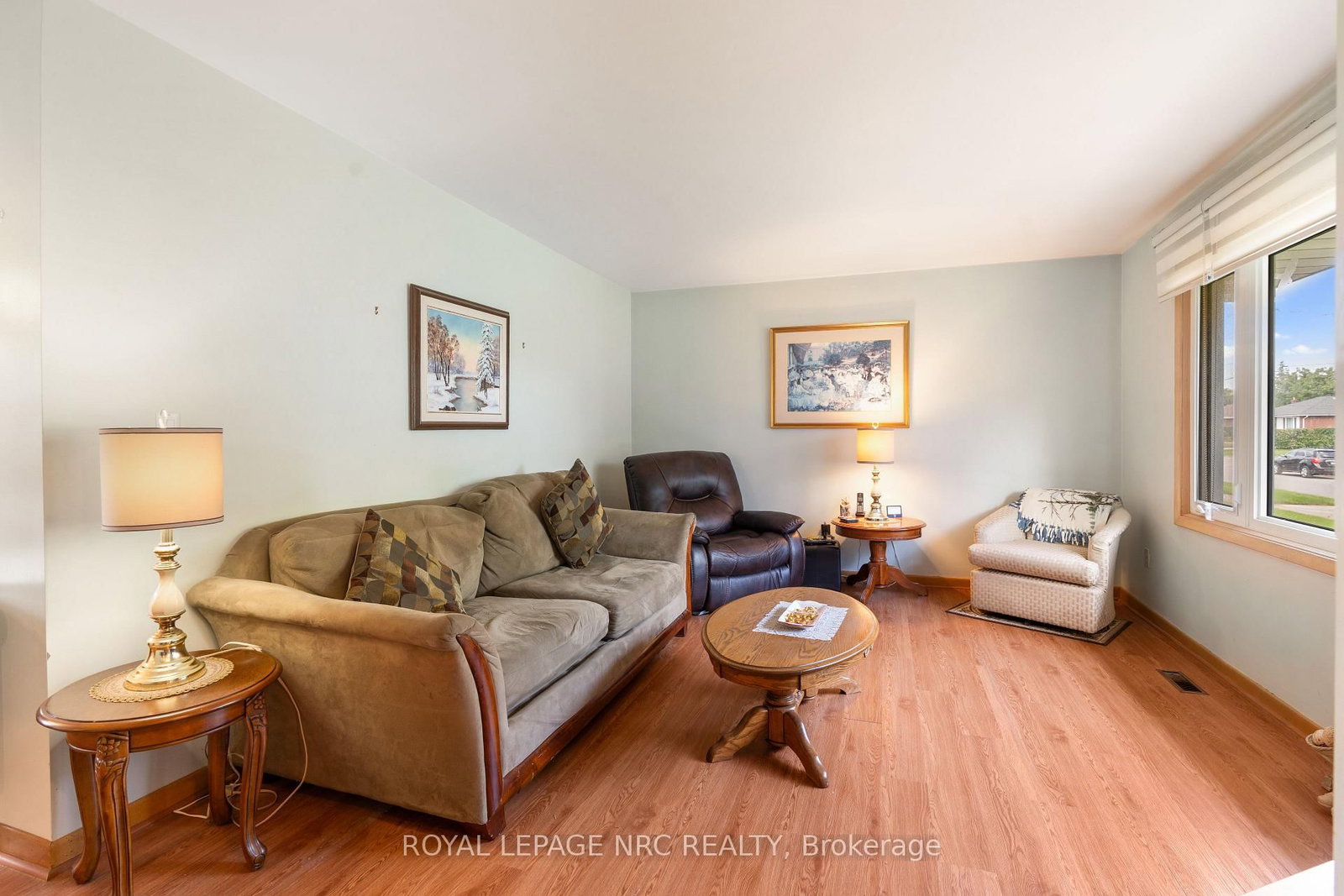 7427 Merritt Avenue • Niagara Falls, ON photo 5