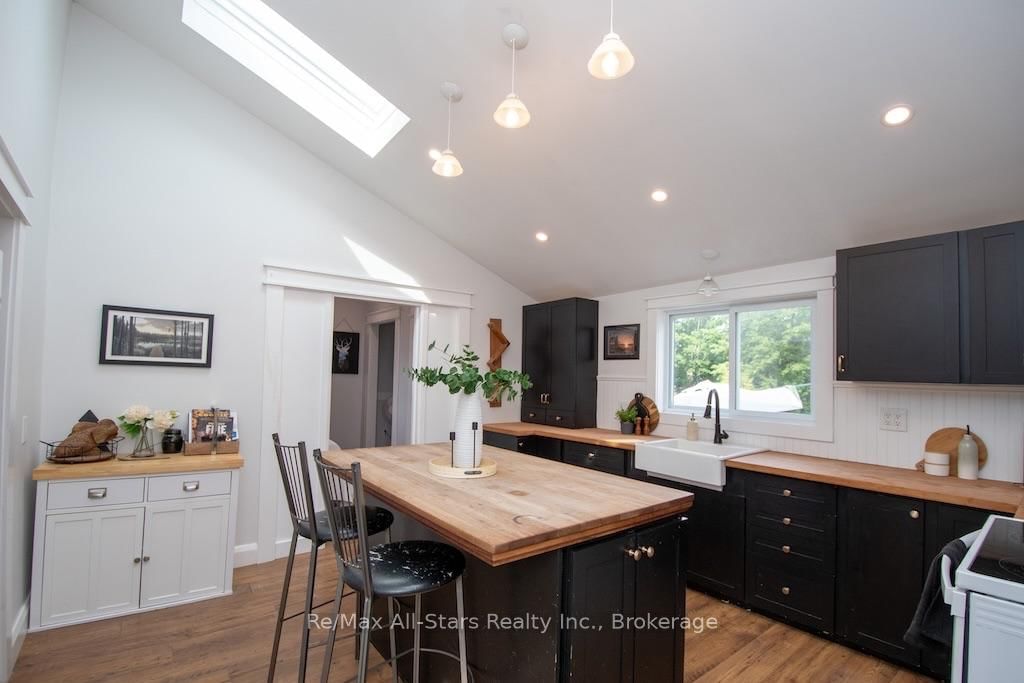 96 Regent Street • Kawartha Lakes, ON photo 20