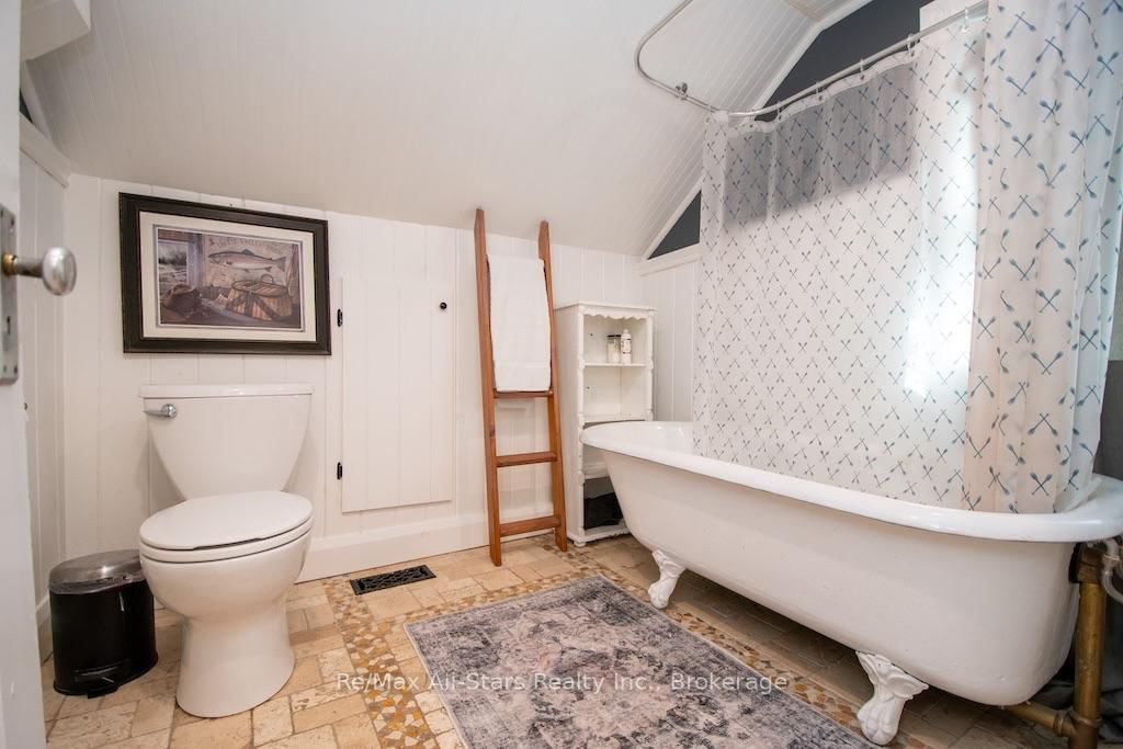 96 Regent Street • Kawartha Lakes, ON photo 36