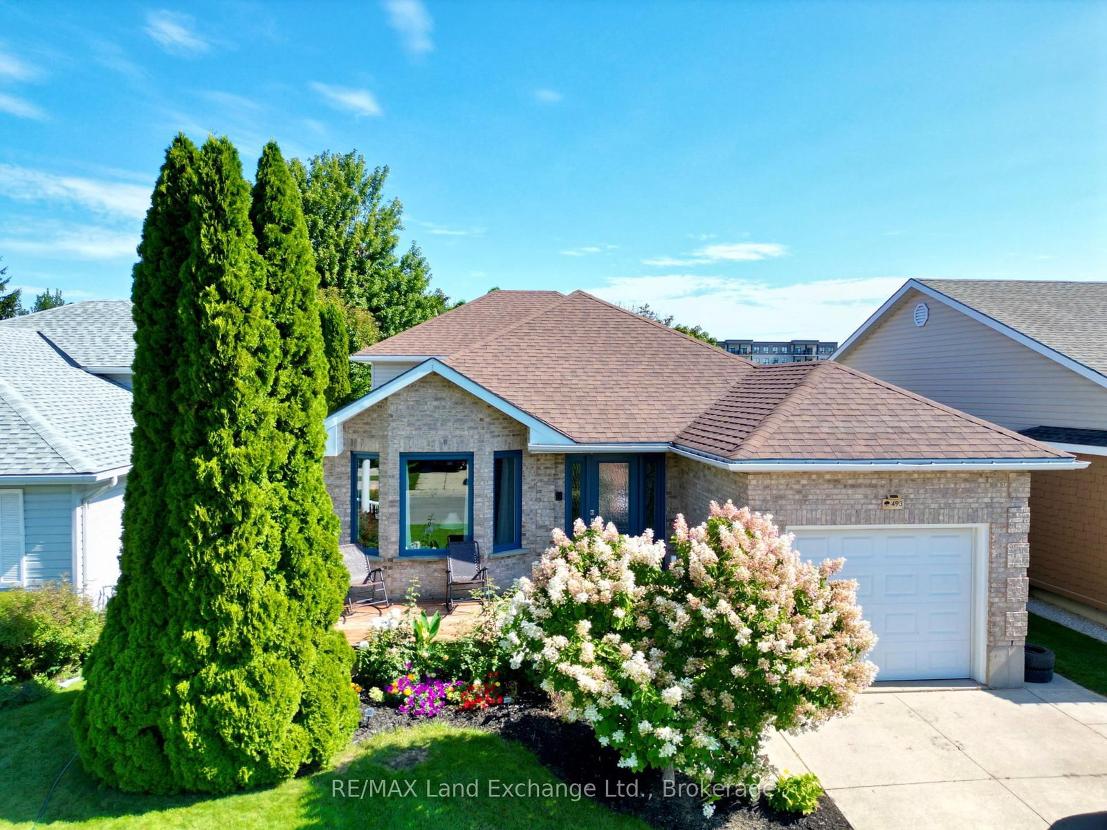 493 Joseph Street • Saugeen Shores, ON photo 1