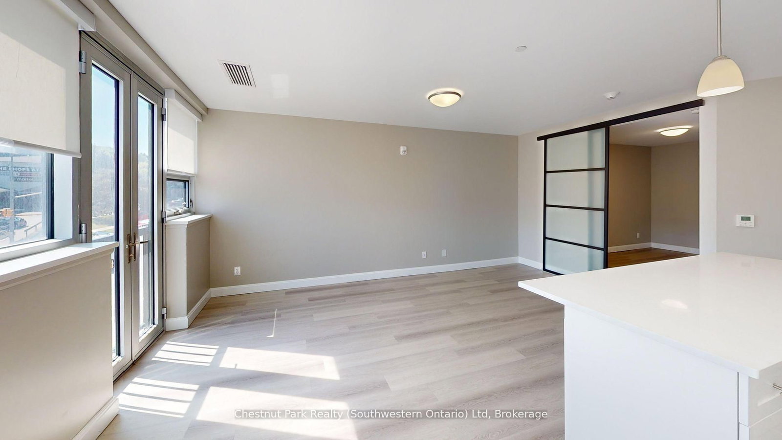 206-2 Quebec St, Guelph, view 10