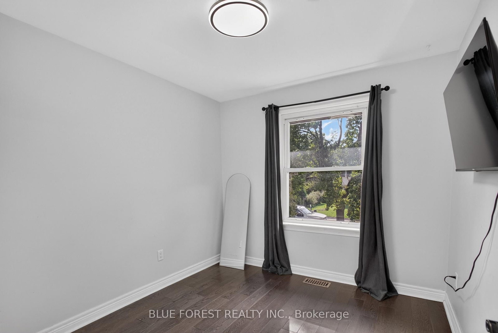 102 ODESSA Avenue • London South, ON photo 13
