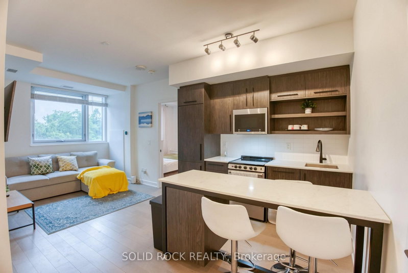 306 - 560 Rideau Street