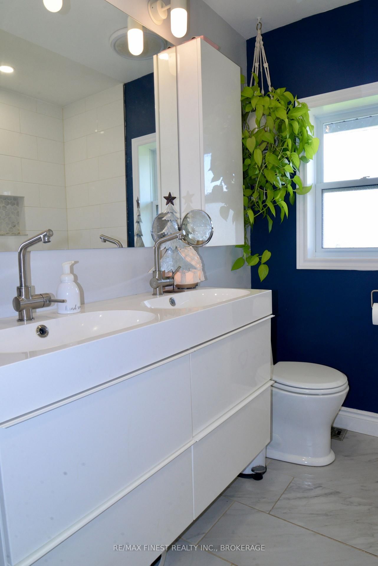 3616 Perth Road • Inverary, ON photo 23