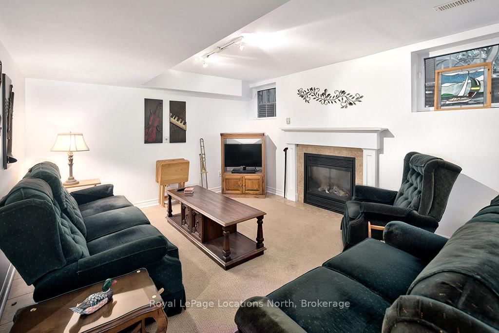 110 Napier Street W • #24 • Blue Mountains, ON photo 32