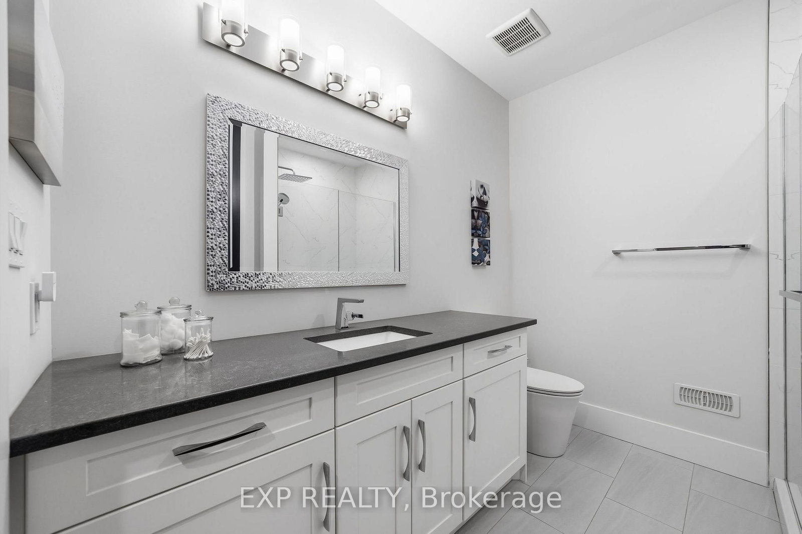 61 Ashby Crescent • Strathroy-Caradoc, ON photo 36