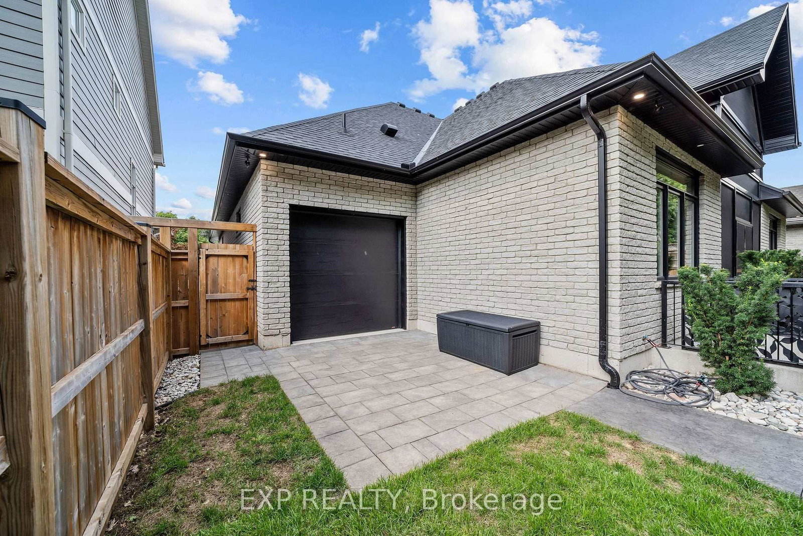61 Ashby Crescent • Strathroy-Caradoc, ON photo 42