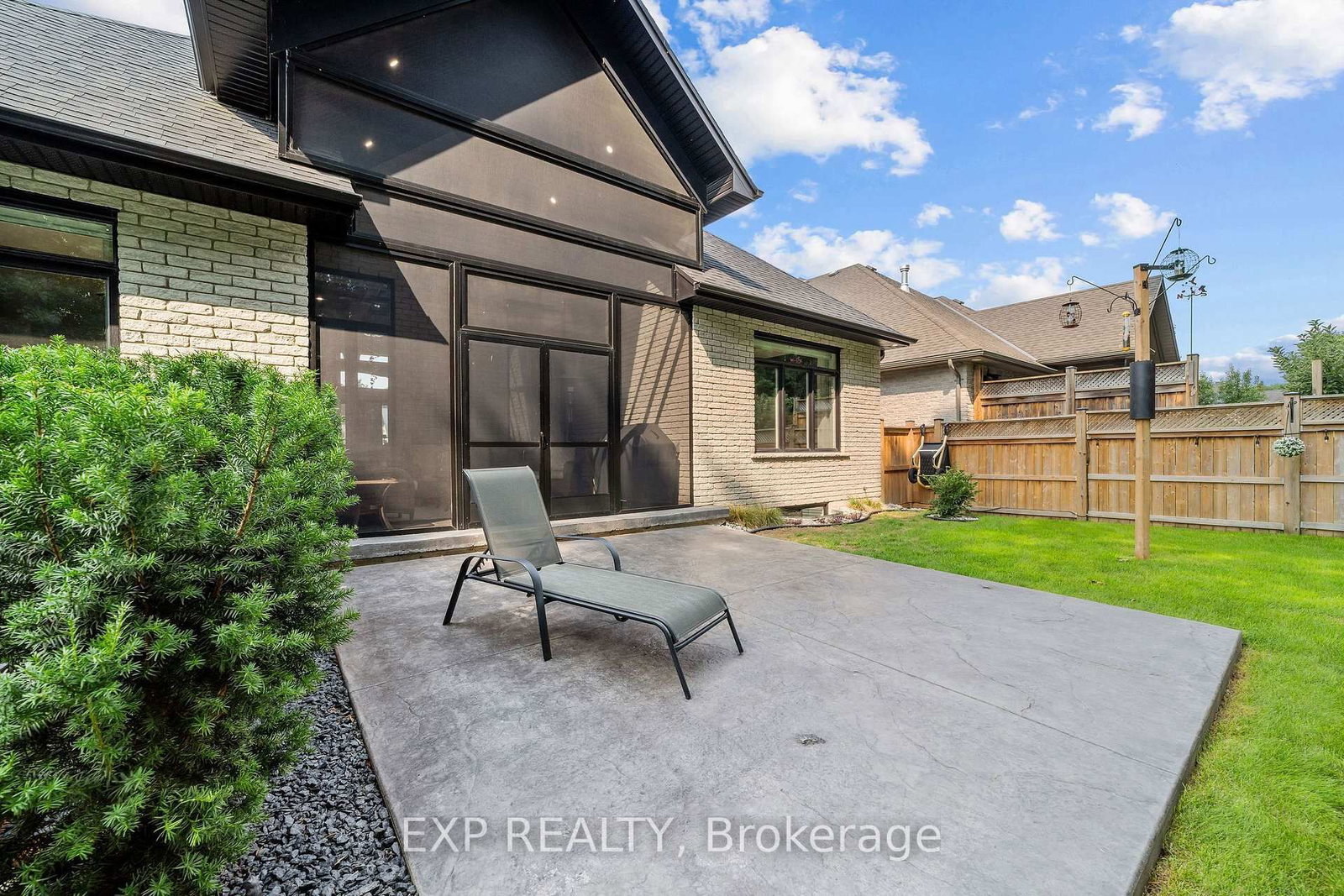 61 Ashby Crescent • Strathroy-Caradoc, ON photo 44