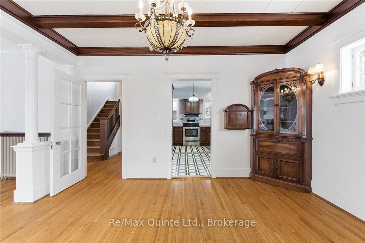 219 East Street • Greater Napanee, ON photo 23