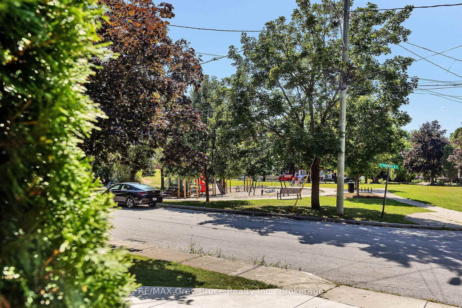 813 5th Avenue A Avenue E • Owen Sound, ON photo 38