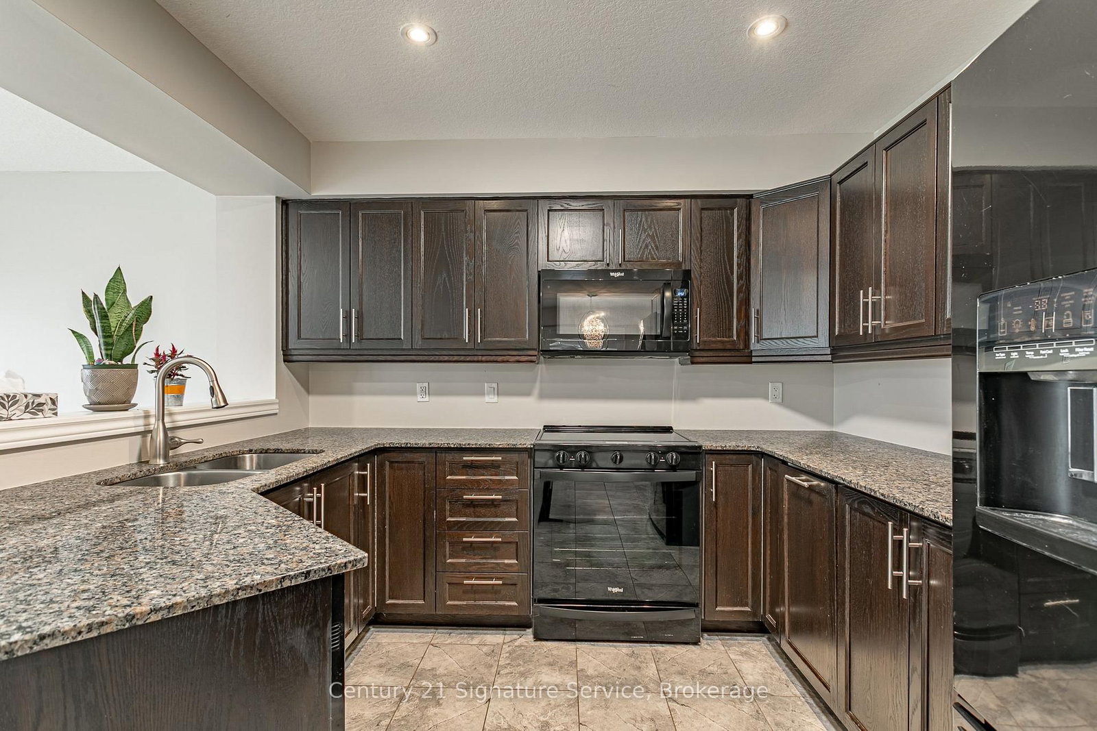 27 Freer Drive • North Dumfries, ON photo 20
