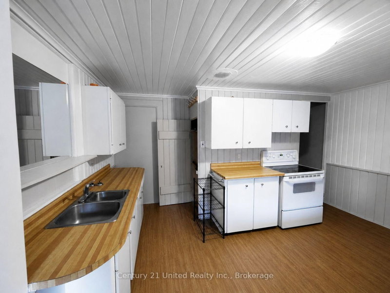 375A Queen Street