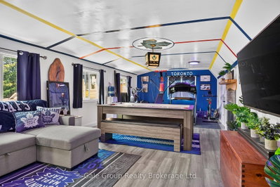 7 Fidler Avenue • Woodstock, ON photo 6