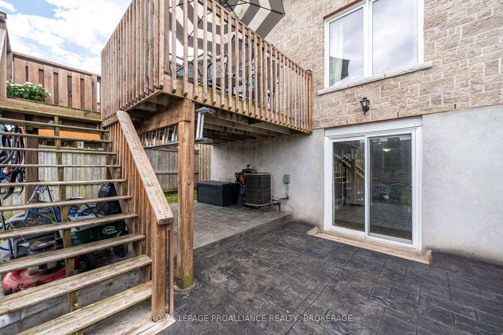 974 Swanfield Street • Kingston, ON photo 37