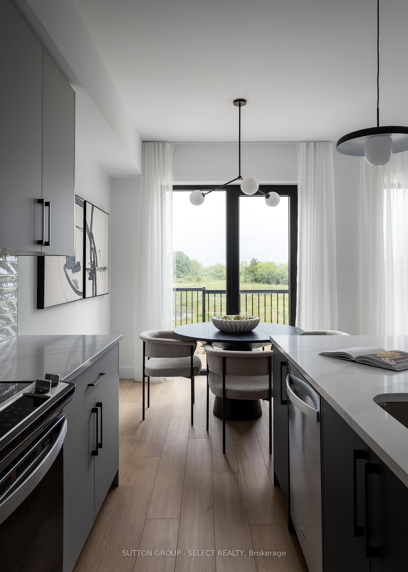 31 Optimist Drive • Southwold, ON photo 14