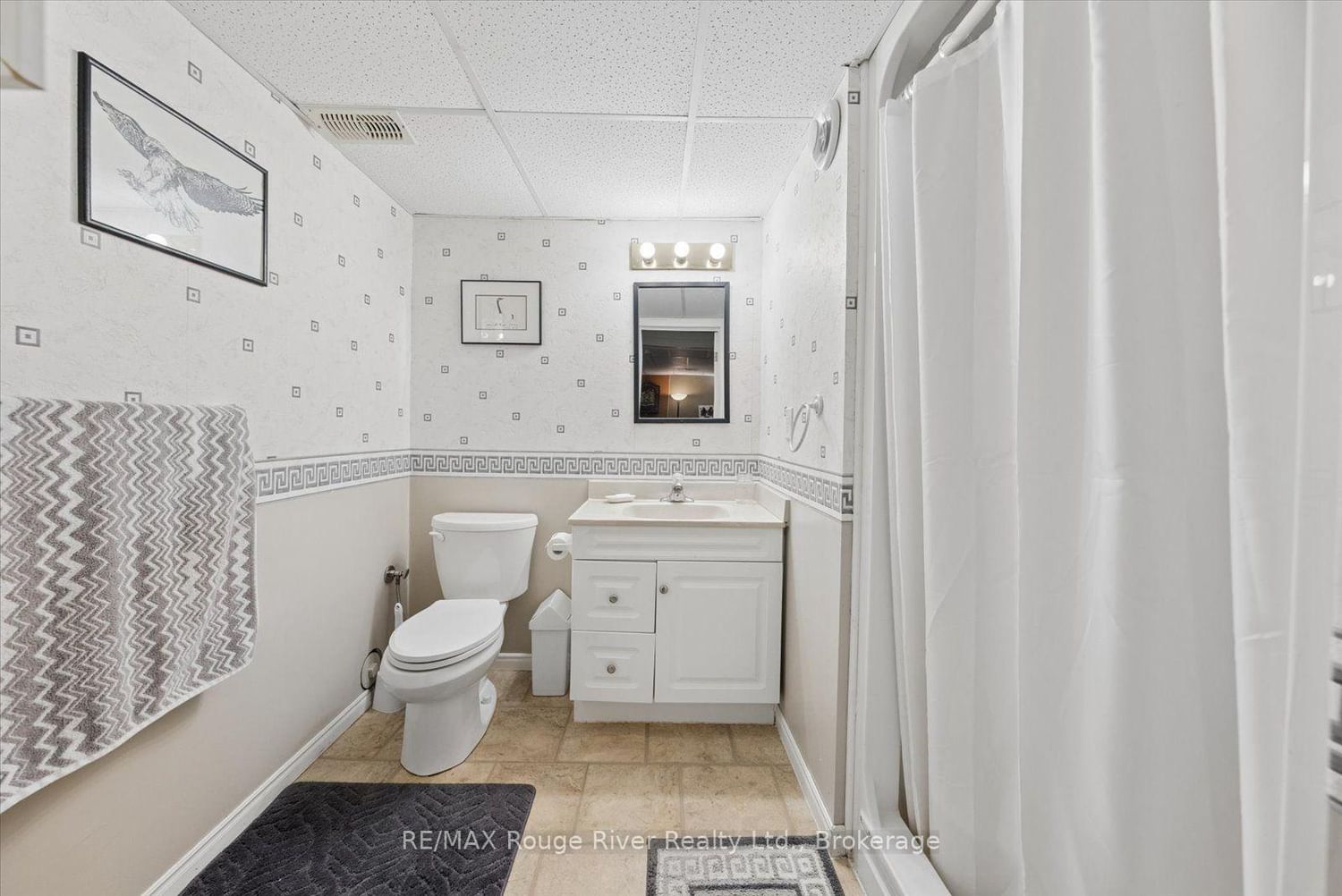 32 South Maloney Street • Limoges, ON photo 21