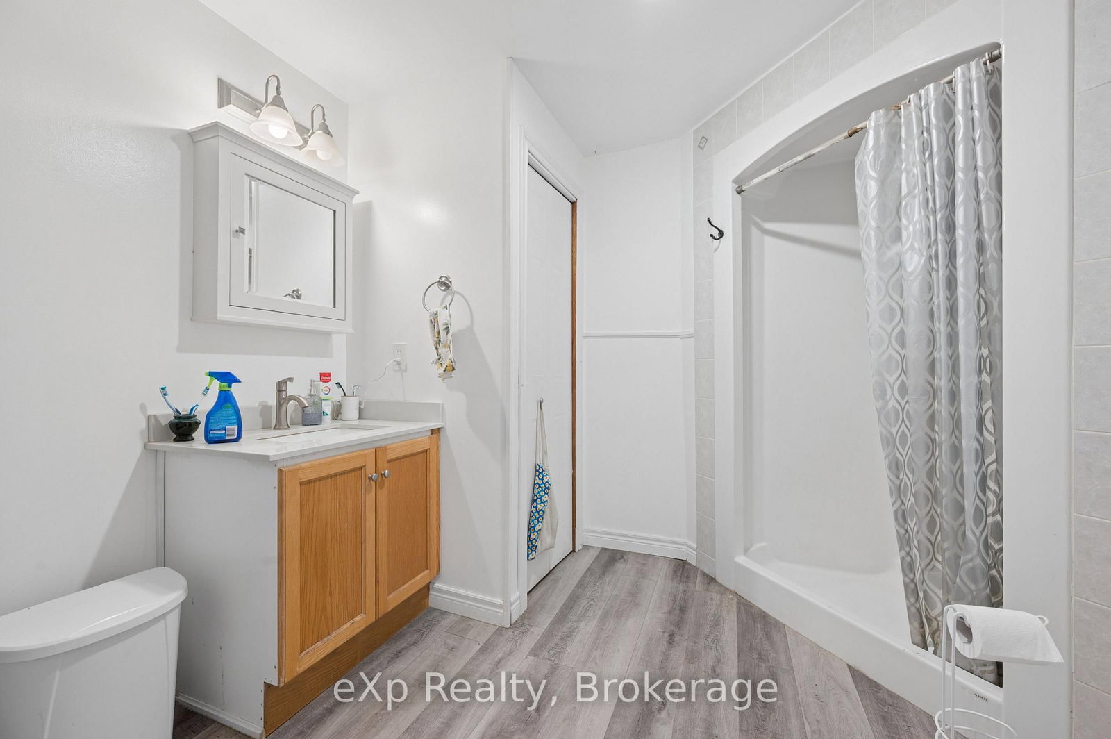 39 Keats Cres, Guelph, view 36