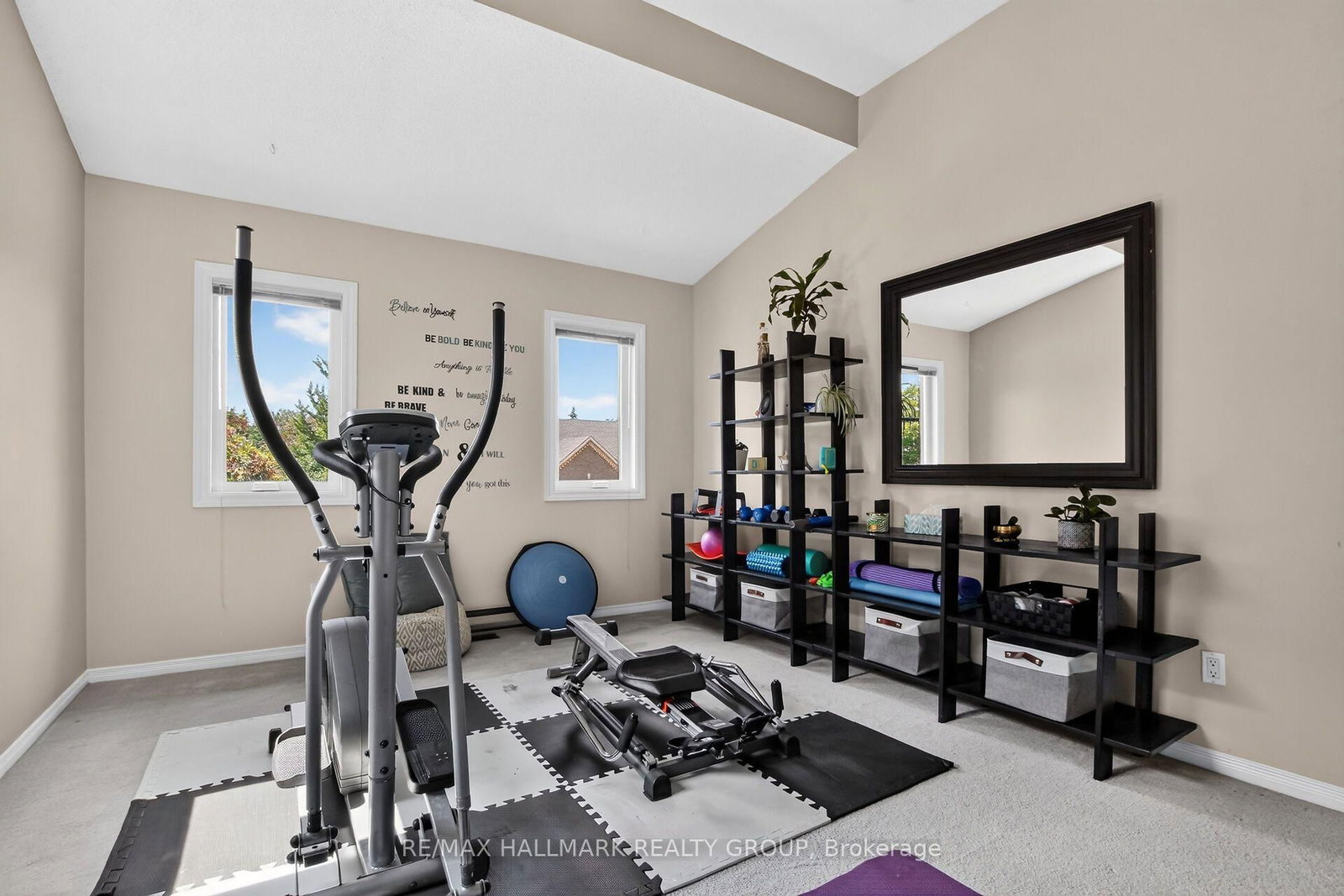 19 Windeyer Crescent • Ottawa, ON photo 17