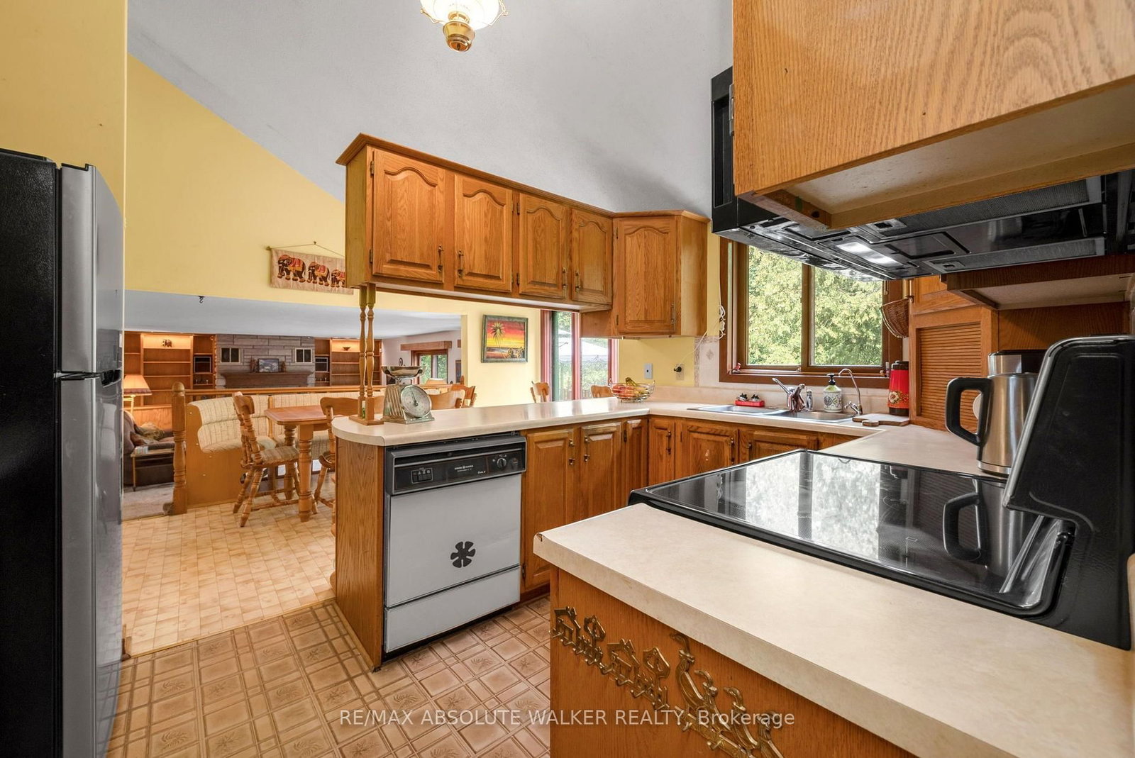 219 Deerwood Drive • Kinburn, ON photo 10