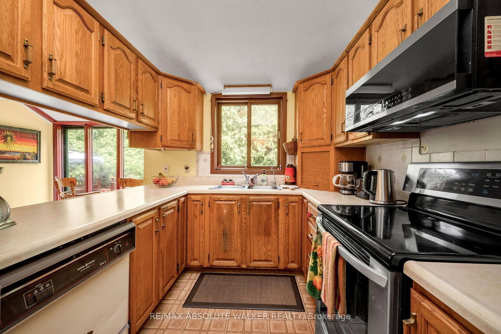 219 Deerwood Drive • Kinburn, ON photo 11
